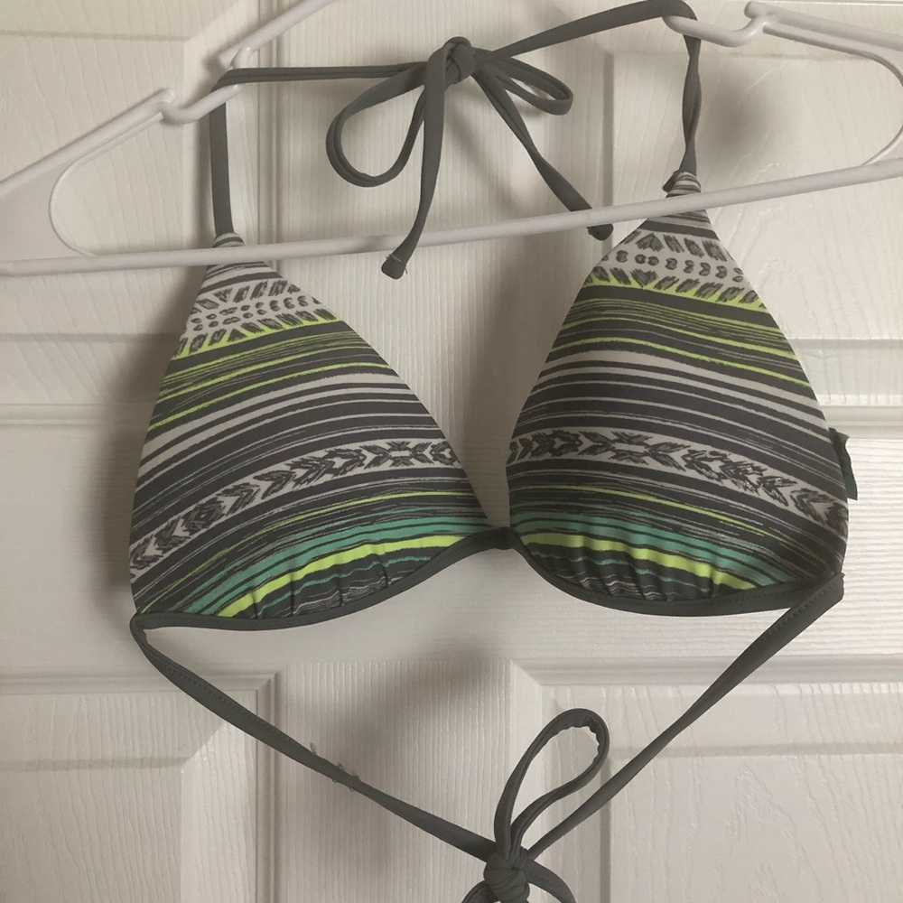 Bikini top